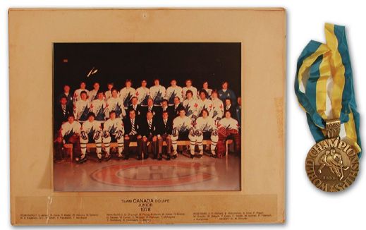 Rick Vaives 1978 World Junior Championships Medal & Team Canada Photo