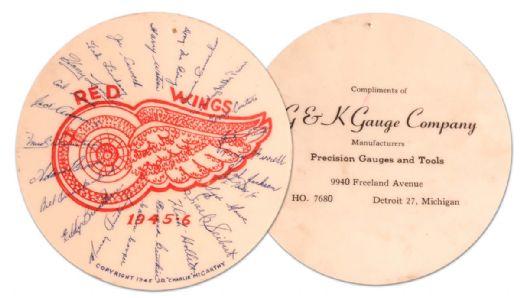 1945-46 J.D. McCarthy Detroit Red Wings Disc with Facsimile Autographs