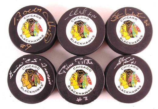  Chicago Black Hawks Hall of Fame Autographed Puck Collection of 6