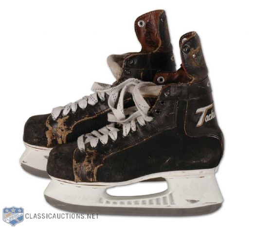 Henri Richards Autographed Game Worn Oldtimer Skates