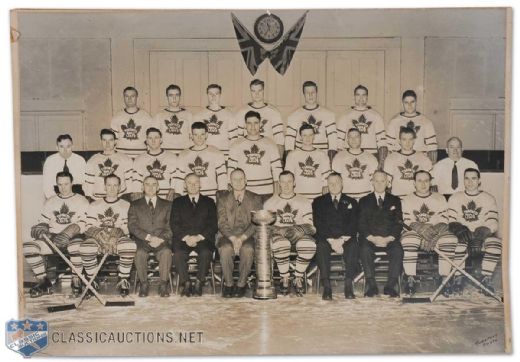 1944-45 Toronto Maple Leafs Stanley Cup Champions Team Photo