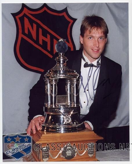 Patrick Roy Autographed Montreal Canadiens Vezina Trophy 8x10 Photograph