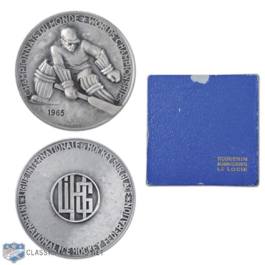 Vaclav Nedomanskys 1965 World Ice Hockey Championship Silver Medal Won by Czechoslovakia