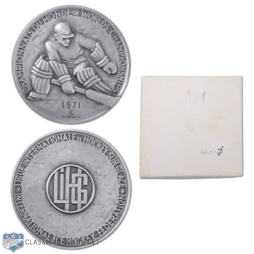 Vaclav Nedomanskys 1971 World Ice Hockey Championship Silver Medal Won by Czechoslovakia