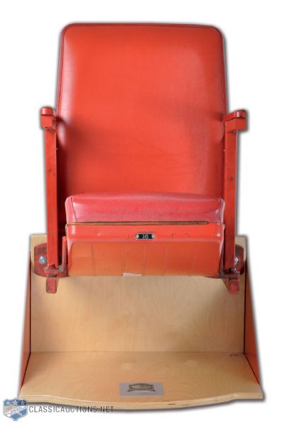 Original Maple Leaf Gardens Red Seat With COA