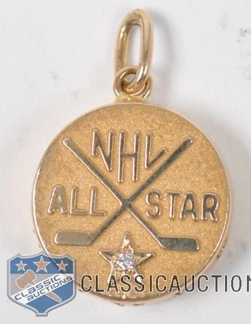 Bobby Hull 1965-66 NHL First All-Star Team Commemorative Gold Charm