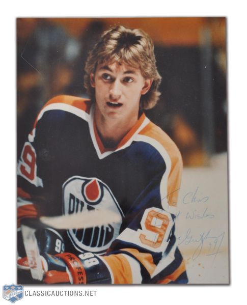 Early-1980s Wayne Gretzky Vintage Signed Edmonton Oilers Photo (10" x 8")