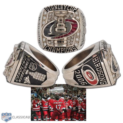 Carolina Hurricanes 2005-06 Stanley Cup Championship 10K Gold and Diamond Ring