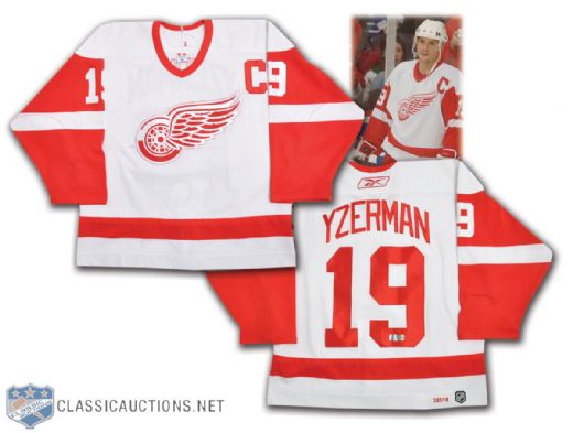 Steve Yzermans 2005-06 Detroit Red Wings Game-Worn Jersey