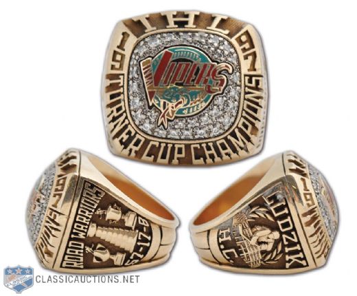 Steve Ludziks 1997 Detroit Vipers IHL Turner Cup 10K Gold and Diamond Championship Ring