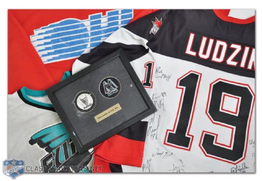 Steve Ludziks Muskegon Fury and Mississauga IceDogs Collection of 5