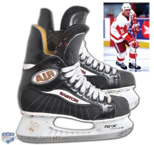 Steve Yzermans Mid-2000s Easton Air Game-Used Skates
