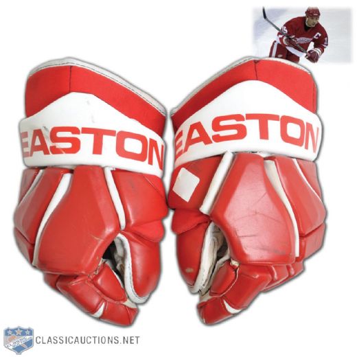 Steve Yzermans Early-2000s Easton Game-Used Gloves