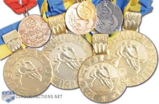 Viktor Zhluktovs 1982 World Championship and European Championship Gold Medals and <br>Soviet League Championship, Izvestia and Other Medal Collection of 16