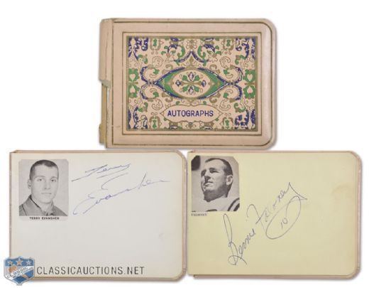 Montreal Alouettes 1960s Autograph Booklet with Faloney, Etcheverry and Evanshen