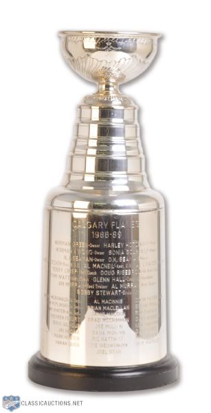 Calgary Flames 1988-89 Stanley Cup Championship Trophy (13")