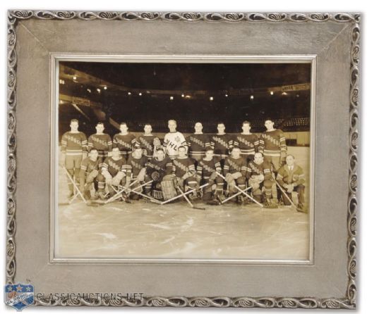 New York Rangers 1935-36 Framed Team Photo Featuring Howie Morenz