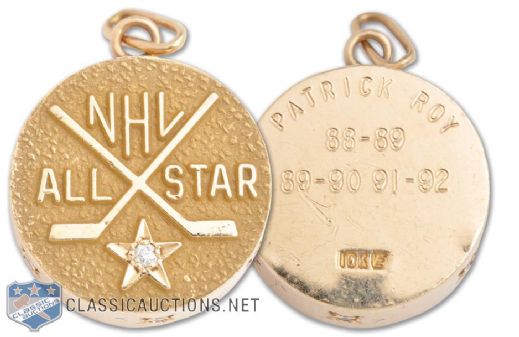 Patrick Roys 1991-92 NHL All-Star 10K Gold and Diamond Puck-Shaped Charm