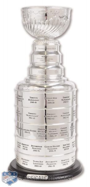 Tampa Bay Lightning 2003-04 Miniature Stanley Cup Trophy (13")