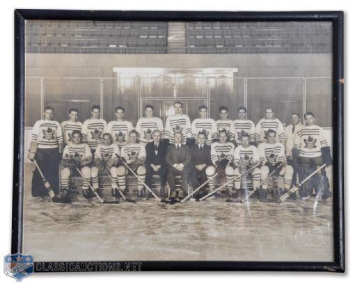 Toronto Maple Leafs 1933-34 Team Photo by Alexandria (11" x 14")