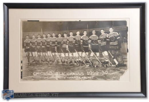 Chicago Black Hawks 1929-30 Framed Panoramic Team Photo, Featuring Chuck Gardiner (16 3/4" x 25")