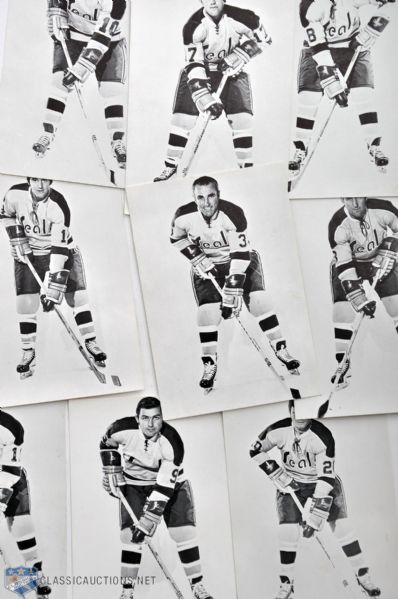 Oakland / California Seals 1966-67 to 1974-75 Postcard and Media Photo Collection of 92