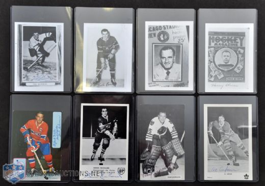 Hall of Famers Signed Photo Collection of 23 Including Deceased HOFers