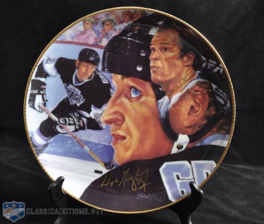 Wayne Gretzky / Gordie Howe "1851" Signed Limited-Edition Gartlan Plate