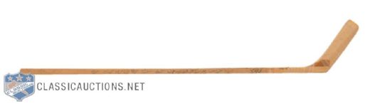 Detroit Red Wings 1974-75 Team-Signed Delvecchio Coach Stick