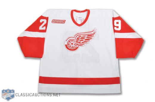 Todd Gills 1999-2000 Detroit Red Wings Game-Worn Jersey with 2000 Patch
