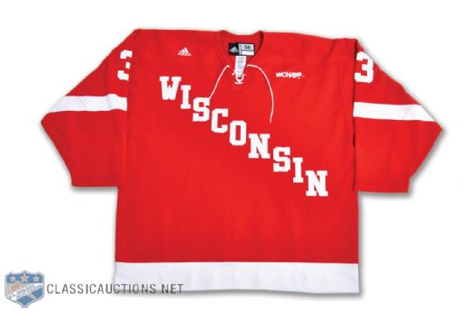 Craig Johnsons 2010 University of Wisconsin Badgers Game Jersey