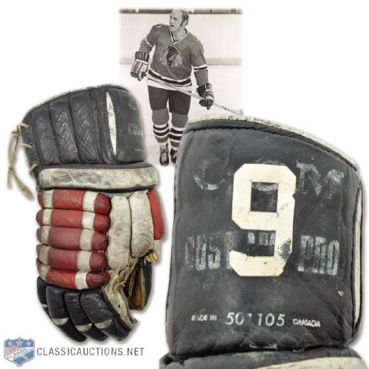 Bobby Hulls 1971-72 Chicago Black Hawks Signed Game-Used CCM Glove