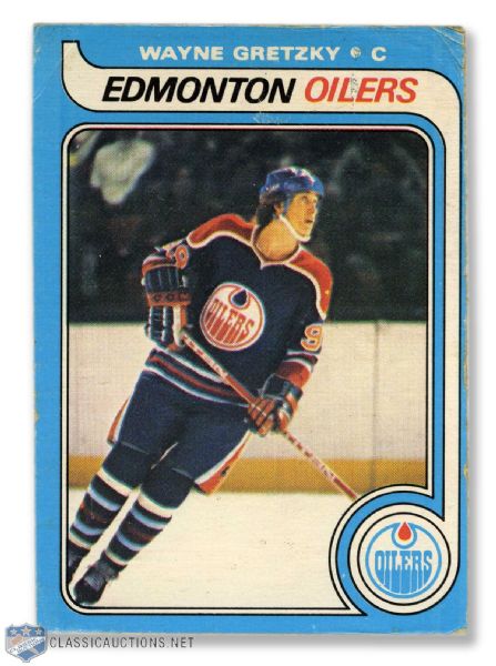 Wayne Gretzky Card Collection of 19 Including 1979-80 O-Pee-Chee RC