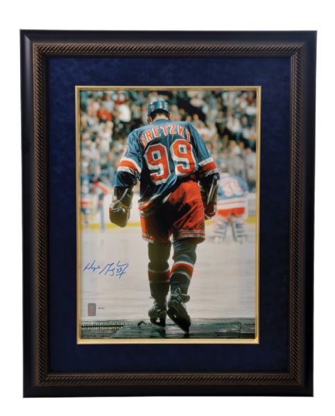 Wayne Gretzky Signed WGA Limited-Edition 1999 "Stepping Onto The Ice" Framed Print on Canvas #1/10 (27 1/2" x 34 1/2") 
