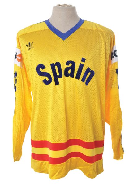 Frank Gonzalezs 1980s World Championships Spain Game-Worn Jersey from<BR> Bob Sicinski Collection