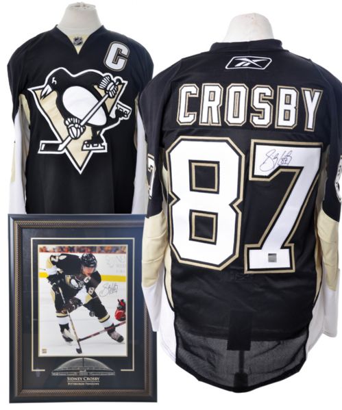 Sidney Crosby Signed Pittsburgh Penguins Pro Home Jersey and Signed Framed Photo with COAs 