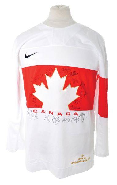 Team Canada Women Hockey Team 2014 Olympics Champions Team-Signed Jersey by 21 
