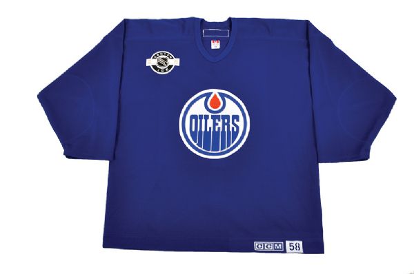 Dave Hunters 2003 Edmonton Oilers Heritage Classic Mega Stars Signed Practice Jersey with Team LOA 