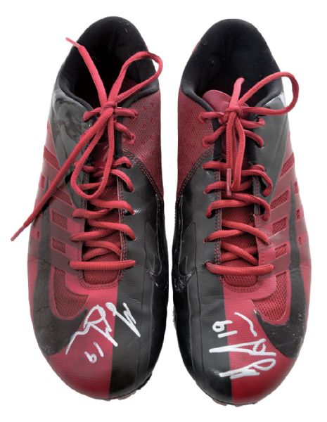 S.J. Greens 2014 Montreal Alouettes Signed Game-Used Cleats and Gloves