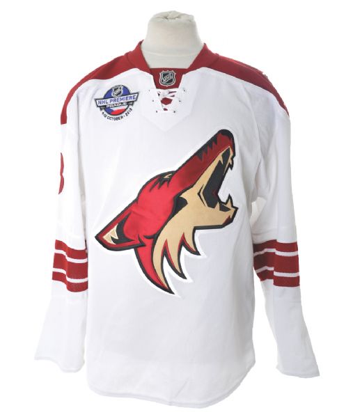 Scottie Upshall 2010-11 Phoenix Coyotes Signed Game-Worn “NHL Premiere Prague” Jersey with Team COA