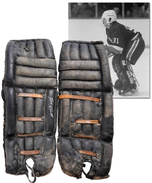 Billy Smiths 1988 New York Islanders Game-Worn Goalie Pads – Photo-matched! 