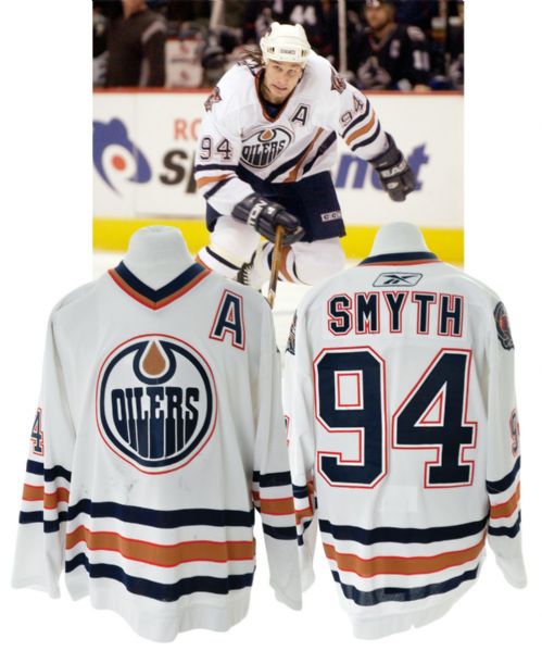 Ryan Smyths 2005-06 Edmonton Oilers Game-Worn Alternate Captains Jersey with Team LOA <br>- Photo-Matched!