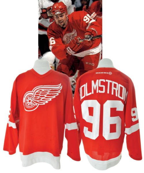 Tomas Holmstroms 2001-02 Detroit Red Wings Game-Worn Jersey with Team LOA <br>- 20+ Team Repairs!