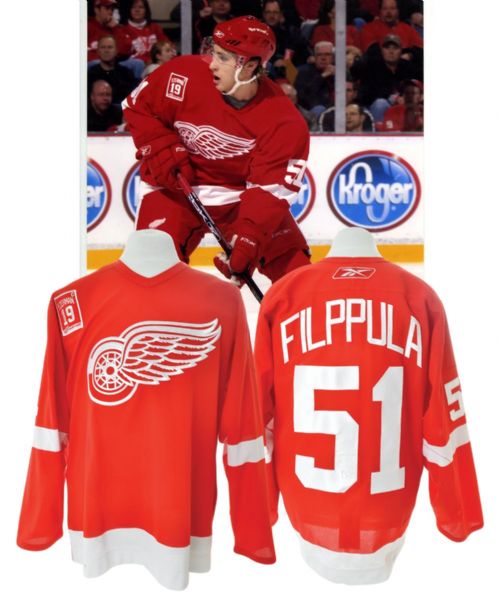 Valtteri Filppulas 2006-07 Detroit Red Wings Game-Worn Jersey with Team LOA <br>- Yzerman Retirement Patch! - Photo-Matched!