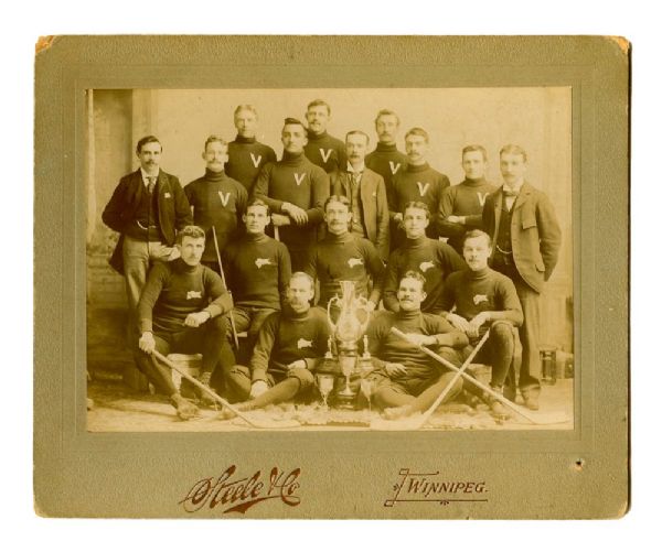 Winnipeg Victorias 1896-97 Hockey Team Cabinet Photo with HOFer Dan Bain