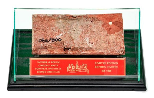 Montreal Forum Limited-Edition Brick #086/800 in Display Case with Team COA