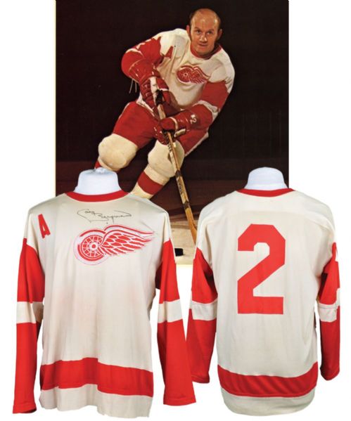 Gary Bergmans Circa 1970 Detroit Red Wings Game-Worn Alternate Captains Jersey with Family LOA