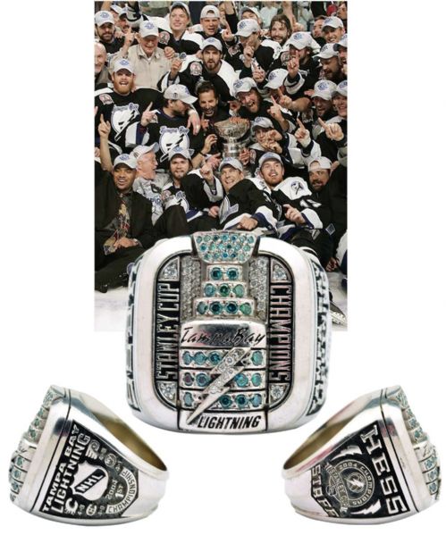 Tampa Bay Lightning 2003-04 Stanley Cup Championship 10K Gold and Diamond Ring with Presentation Box
