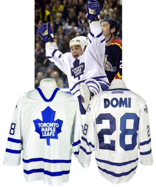 Tie Domis 2000-01 Toronto Maple Leafs Game-Worn Jersey with Team LOA <br>- Team Repairs!