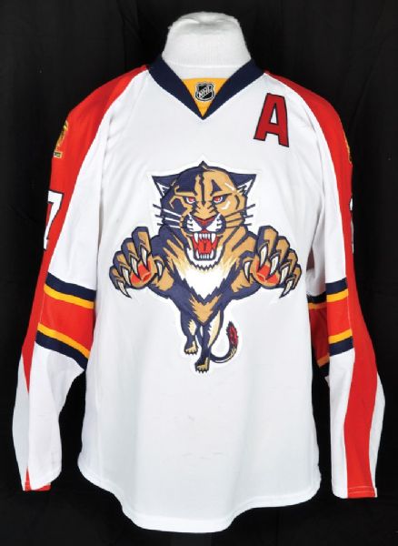 Derek MacKenzies 2014-15 Florida Panthers Game-Worn Alternate Captains Jersey with <br>Team LOA - Photo-Matched